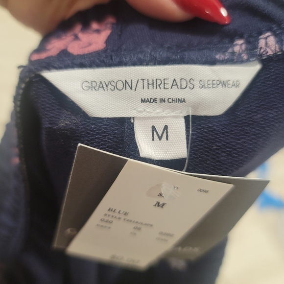 NEW Valentines Day Grayson Thread's Women's Pajama Short set size Medium - Picture 14 of 17